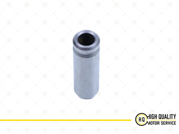 Exhaust Valve Guide for Kubota 15841-13560, D722, D902, Z482. - Image 2